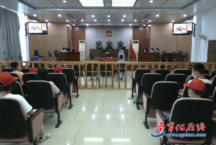 寧化：參加模擬法庭   法律知識入腦入心