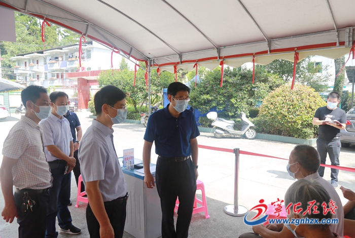 縣領導深入鄉鎮督促新冠病毒疫苗接種工作