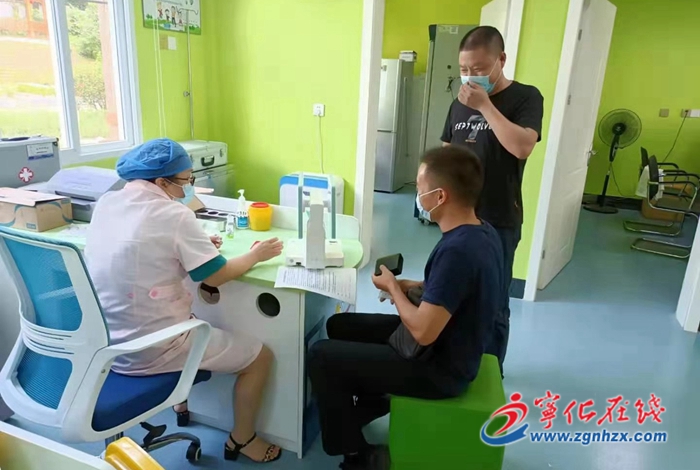 石壁鎮：積極動員外出務工人員接種新冠疫苗