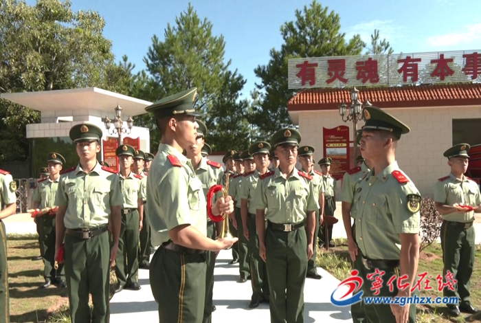 武警三明支隊寧化中隊：老兵退伍 淚別軍旅