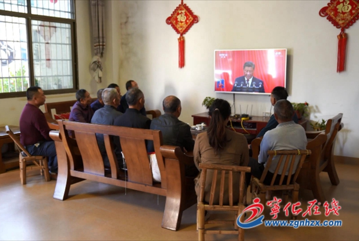 【二十大時(shí)光】黨的二十大報(bào)告溫暖我心間