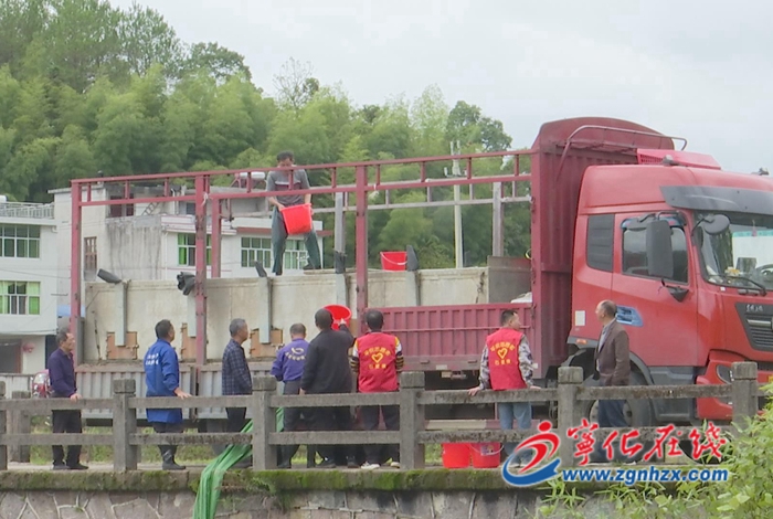 青山綠水是無價之寶|寧化：開展增殖放流活動 近50萬尾魚苗“安新家”