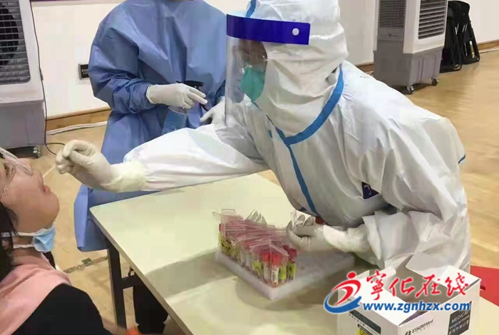 “疫”不容辭！寧化這對夫妻并肩作戰