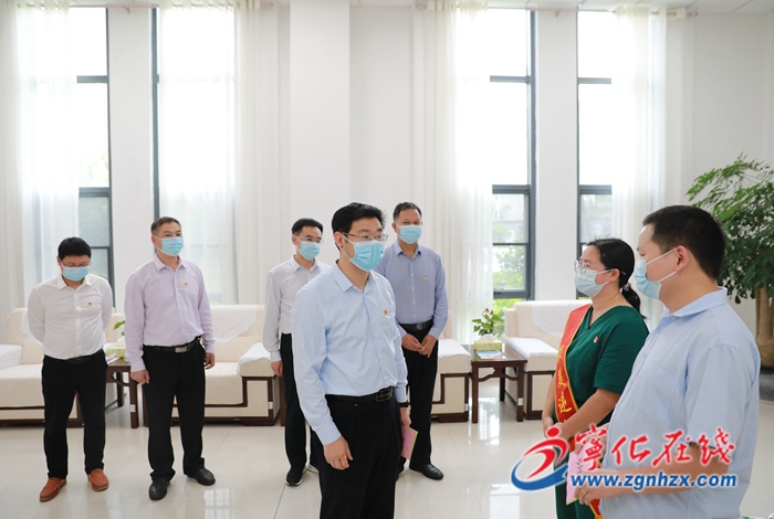 寧化縣領導慰問支援泉州防疫抗疫醫(yī)務人員家屬