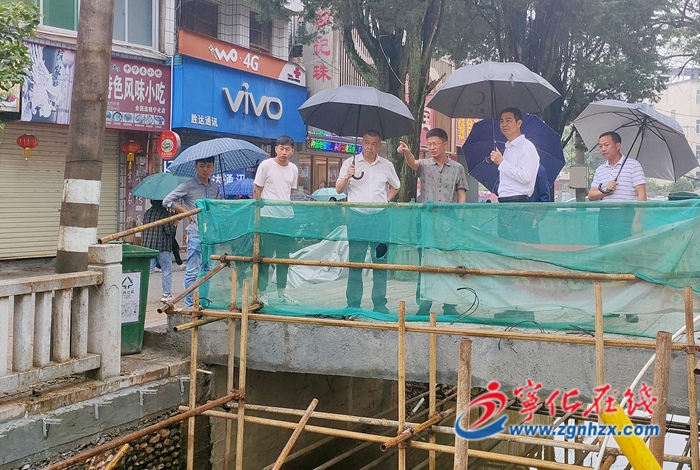 市政協領導來寧化開展“居民夜談會”活動并調研委員河長工作