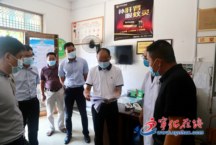 縣領導開展醫改工作調研