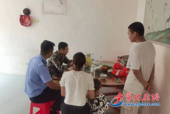 寧化淮土鎮：把好征兵政審關