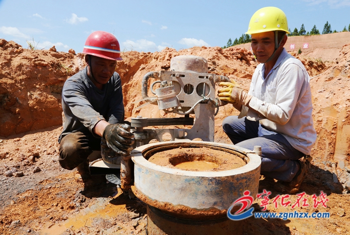 喜迎二十大|寧化納福有機(jī)硅橡膠生產(chǎn)項(xiàng)目穩(wěn)步推進(jìn)