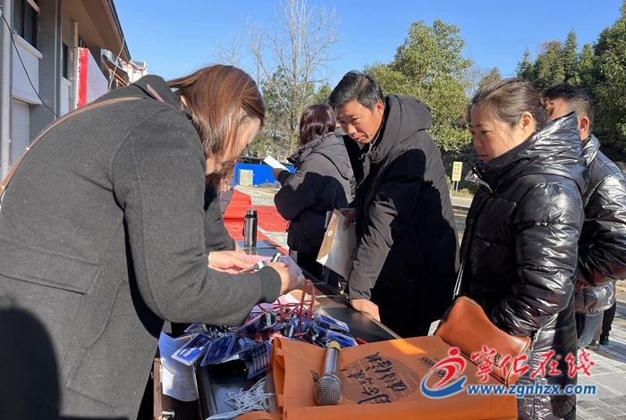 保民生 保穩(wěn)定 天和上上城二期“保交樓”45#樓順利交房