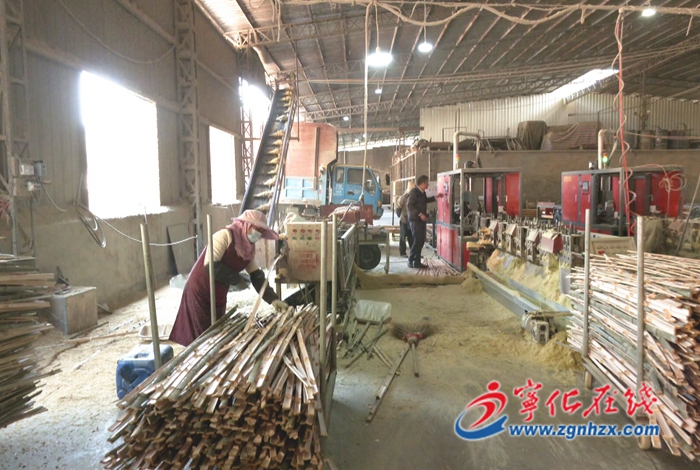 寧化安樂鎮(zhèn)：引進(jìn)“竹”設(shè)備提效益 增加用工共致富