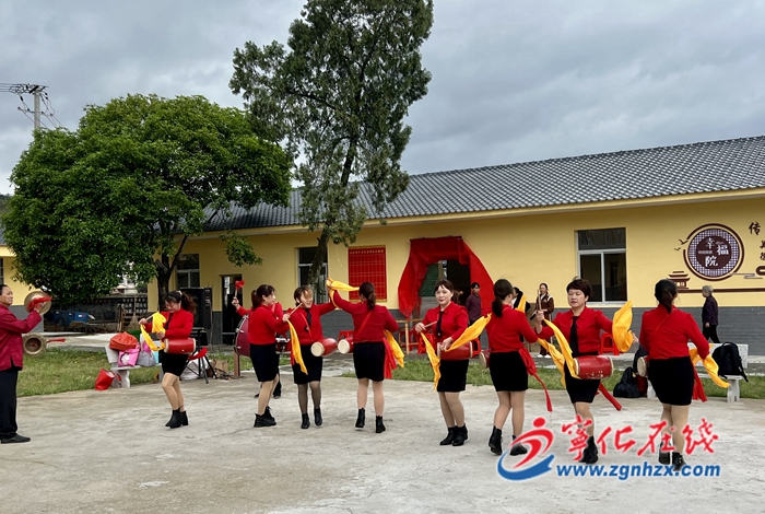 寧化湖村：鄉賢為幸福苑捐贈愛心物資20萬元