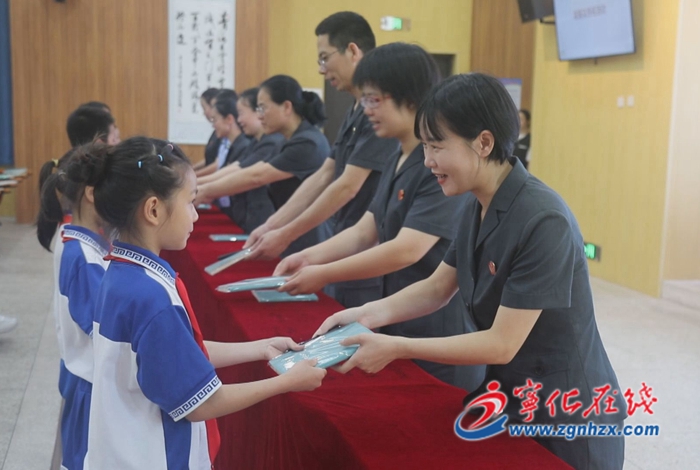 寧化法院開展“與法‘童’行 守護‘未’來”普法宣傳活動