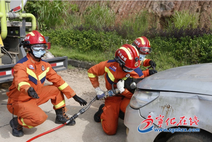 寧化：以演強(qiáng)戰(zhàn) 為道路交通事故救援加強(qiáng)保障