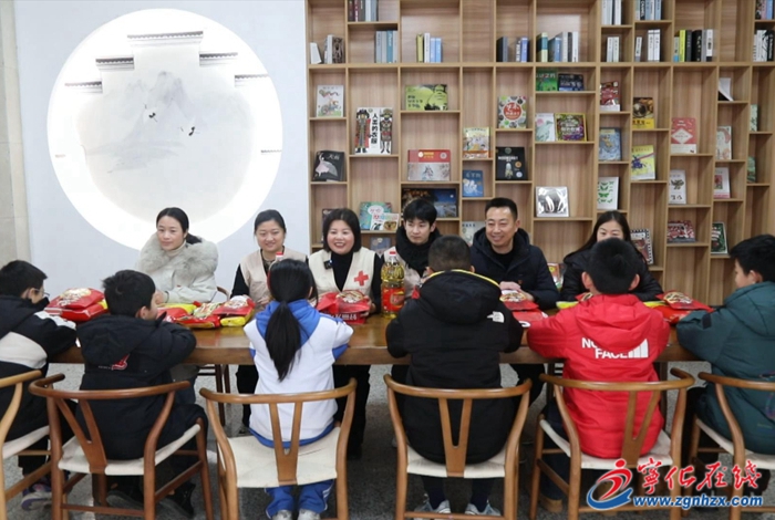 寧化縣紅十字會：新春慰問暖人心