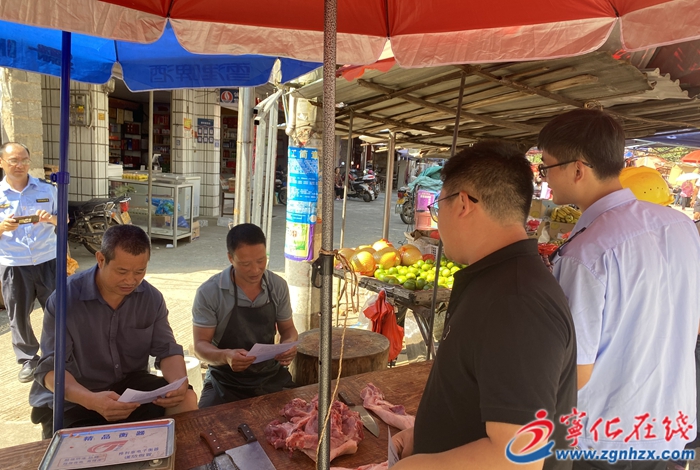 淮土鎮(zhèn)開(kāi)展肉類產(chǎn)品違法犯罪專項(xiàng)活動(dòng)