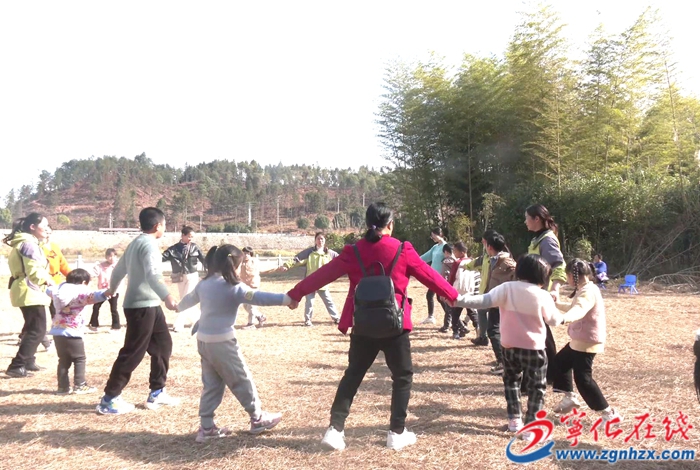 寧化舉辦特殊兒童冬季暖陽戶外融合活動