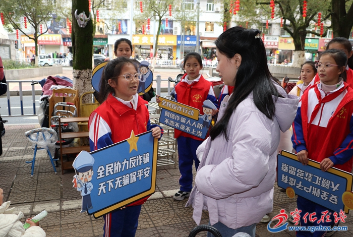 寧化：開展學雷鋒志愿服務活動