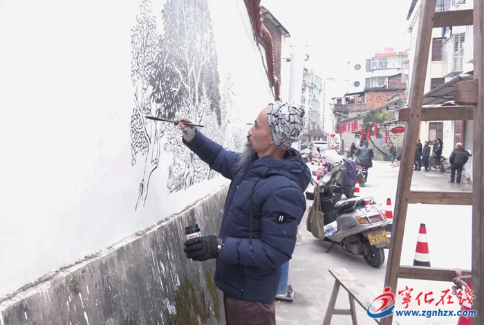 寧化：手繪墻畫重現古城古景
