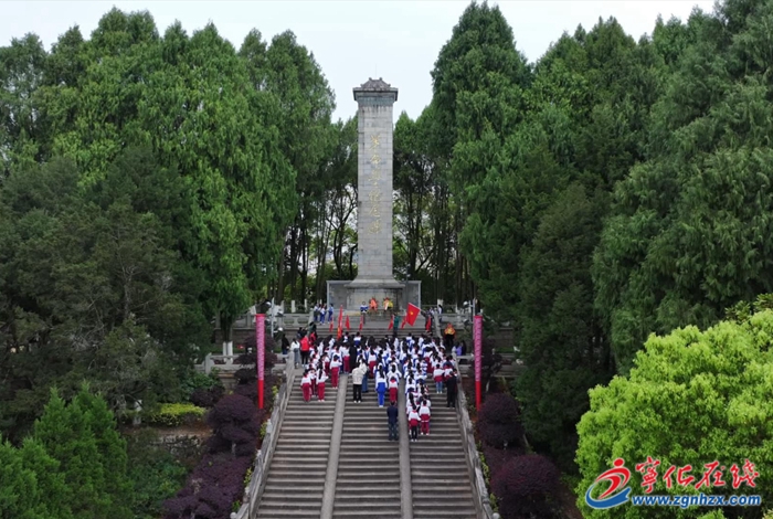寧化縣啟動(dòng)“百園千校祭英烈”主題教育實(shí)踐活動(dòng)