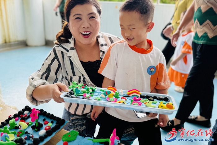 寧化縣實(shí)驗(yàn)幼兒園開展愛心義賣活動(dòng)