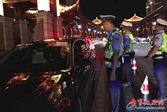 寧化縣公安局開(kāi)展夏夜治安巡查宣防集中統(tǒng)一行動(dòng)