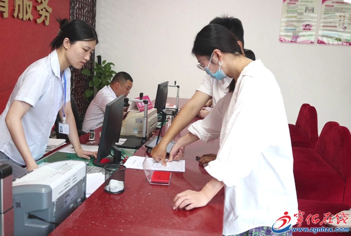 【網絡中國節·七夕】七夕“不打烊”，寧化縣民政局婚姻登記中心為愛加班！