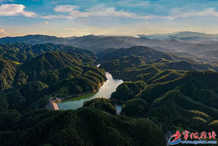 寧化：落實(shí)河湖長制 推動(dòng)水清河暢