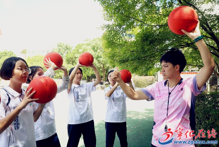 張毅婷：做有情懷的體育教師