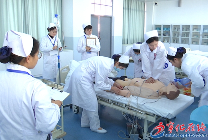 三明市職業(yè)院校中職組護(hù)理技能競(jìng)賽在寧化舉行