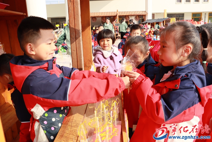 寧化城東幼兒園舉辦年貨節(jié)主題活動(dòng)