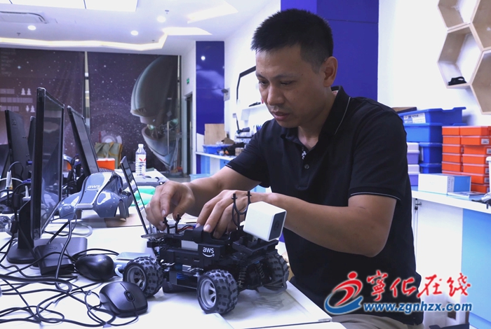 福建省首批“SSE科創(chuàng)教室”在寧化落地