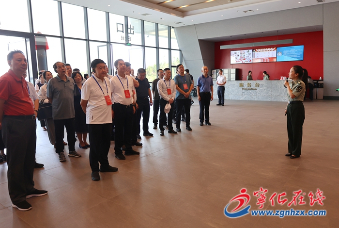 莆田市的省十四屆人大代表來寧調研