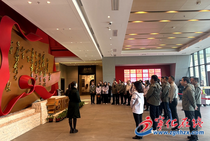 漳州市委黨校第87期正科級(jí)干部素質(zhì)能力提升班在寧開(kāi)展異地教學(xué)