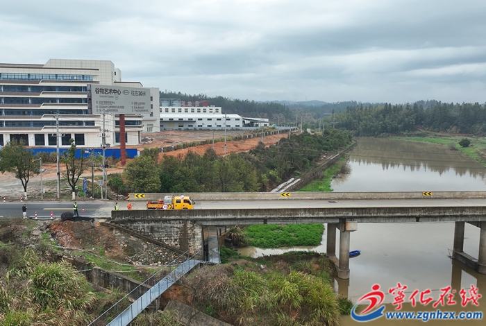 寧化：聞“汛”而動 筑牢公路安全防線