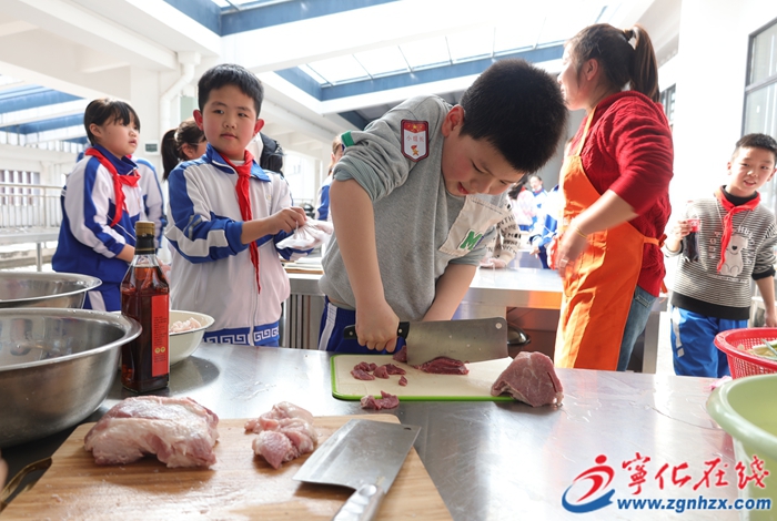 寧化：客家美食進(jìn)校園 文化情韻潤(rùn)心田