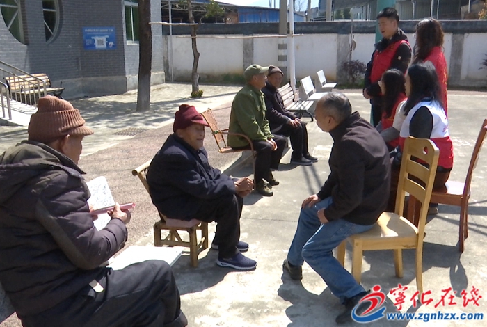 湖村鎮(zhèn)：志愿者走進敬老院及困難家庭開展慰問活動