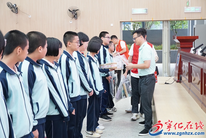 寧化縣翠城實(shí)驗(yàn)中學(xué)：黨建引領(lǐng)教育路