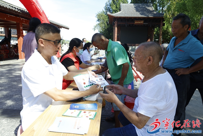 寧化開(kāi)展2025年老年健康宣傳周活動(dòng)