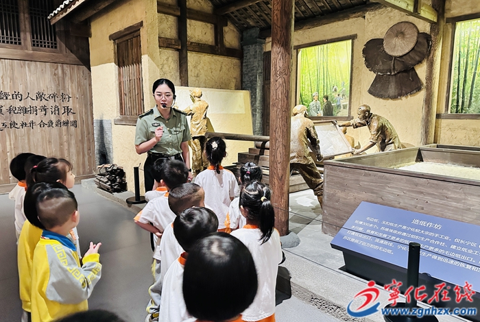 林夢佳:“90后”館長的紅色傳承路