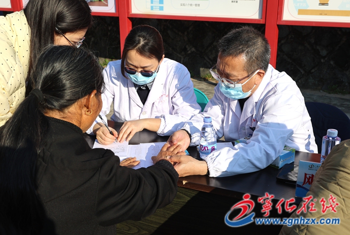 三明市第一醫院“移動醫院”巡診活動走進寧化石壁鎮