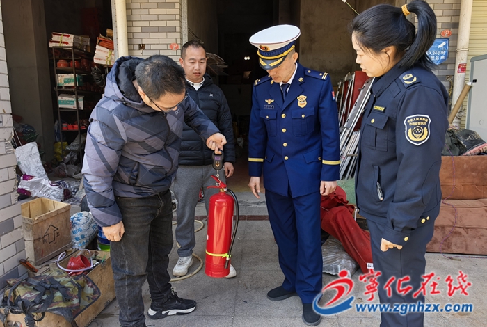 寧化縣消防救援局聯合市場監管部門開展消防產品銷售網點專項排查