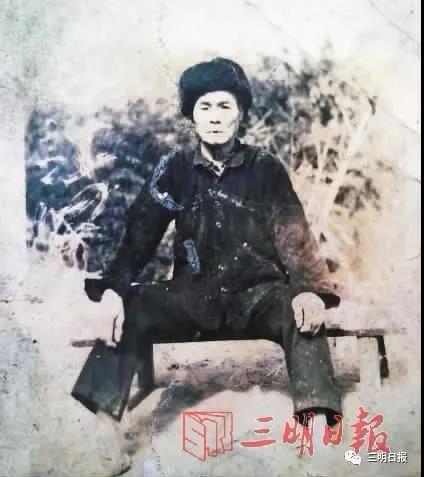 壯烈！寧化籍紅軍曾繁益和戰友跳下了山崖！此前血戰湘江，剛突圍出來