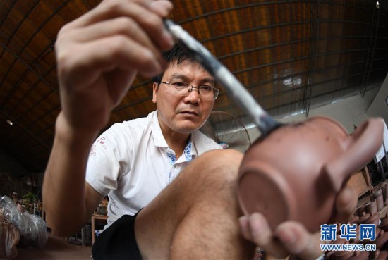 匠心傳承坭興陶文化