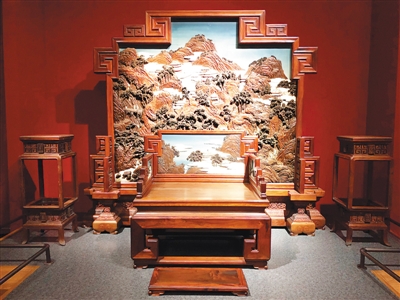 探訪故宮家具館 不敢坐兮恒敬仰