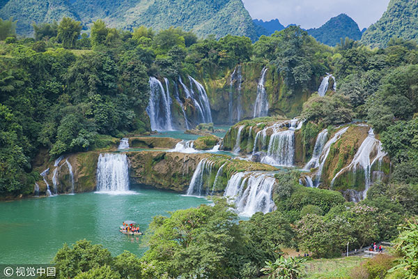 廣西崇左，德天大瀑布