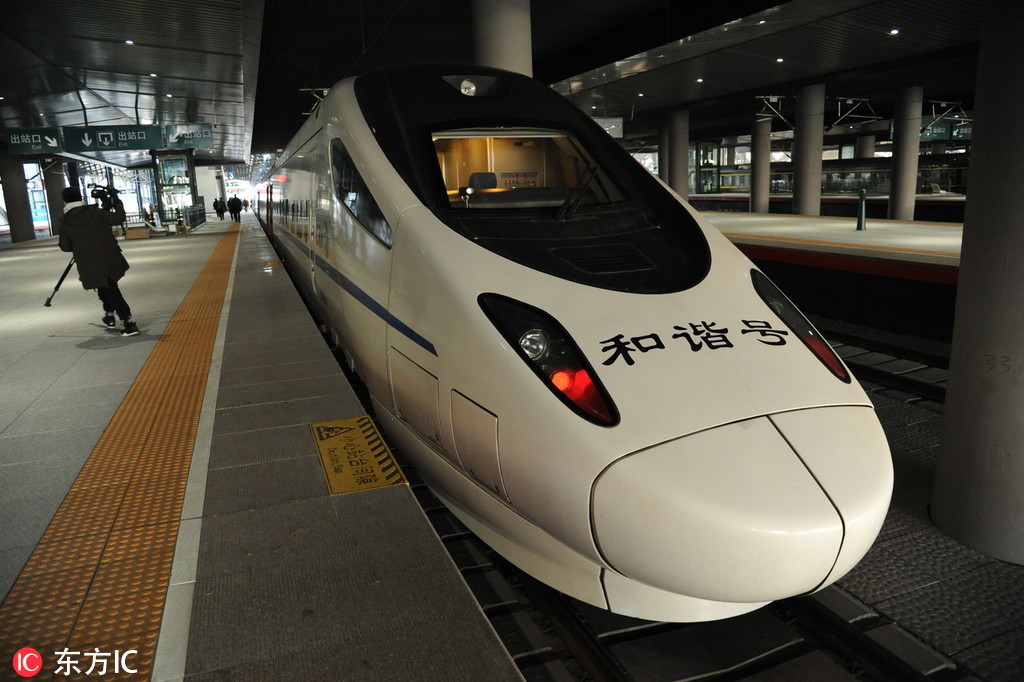 天塹變通途 旅游實(shí)現(xiàn)“說(shuō)走就走”