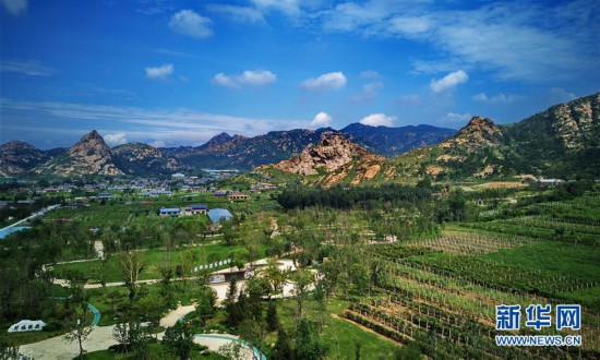 河北昌黎：廢棄礦山變身“生態金山”