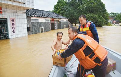 “山竹”強度已減 應對力度不減