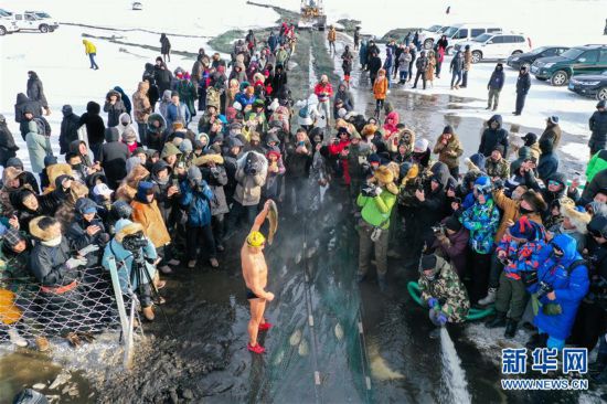 （社會）（2）內蒙古雪原上的冬捕