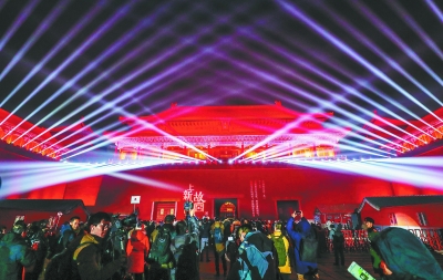 燈會燈光亮京城 市民歡樂鬧元宵